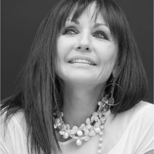 Meet your Posher, Paula